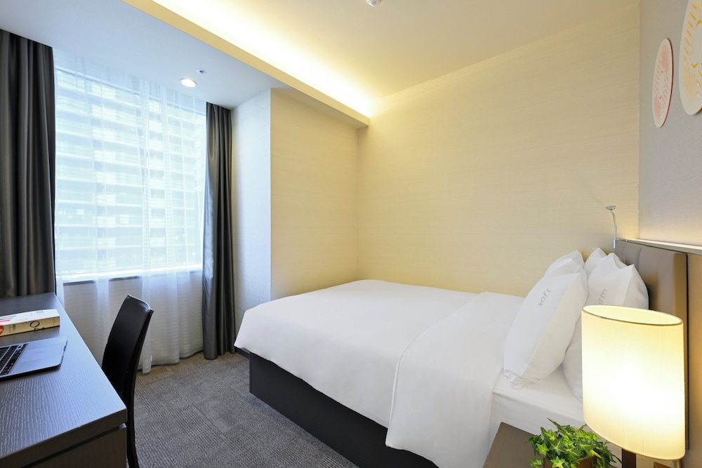 ホリディ・イン & スイーツ新大阪 バイ IHG 大阪