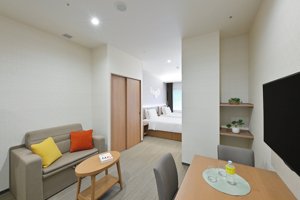 ホリディ・イン & スイーツ新大阪 バイ IHG 大阪