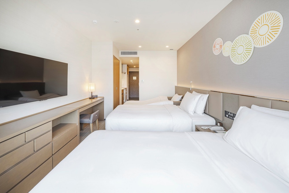 ホリディ・イン & スイーツ新大阪 バイ IHG 大阪