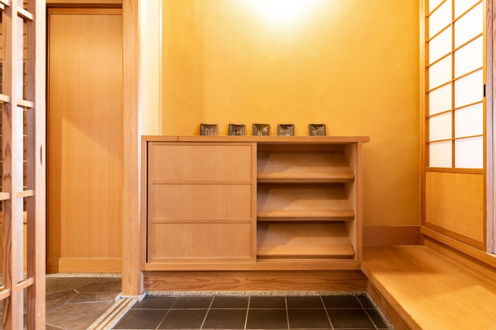 ARK HOSTEL & CAFE DINING 大阪