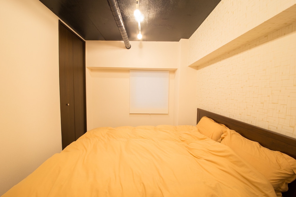 APARTMENT CLOVER OOTEMAE 大阪