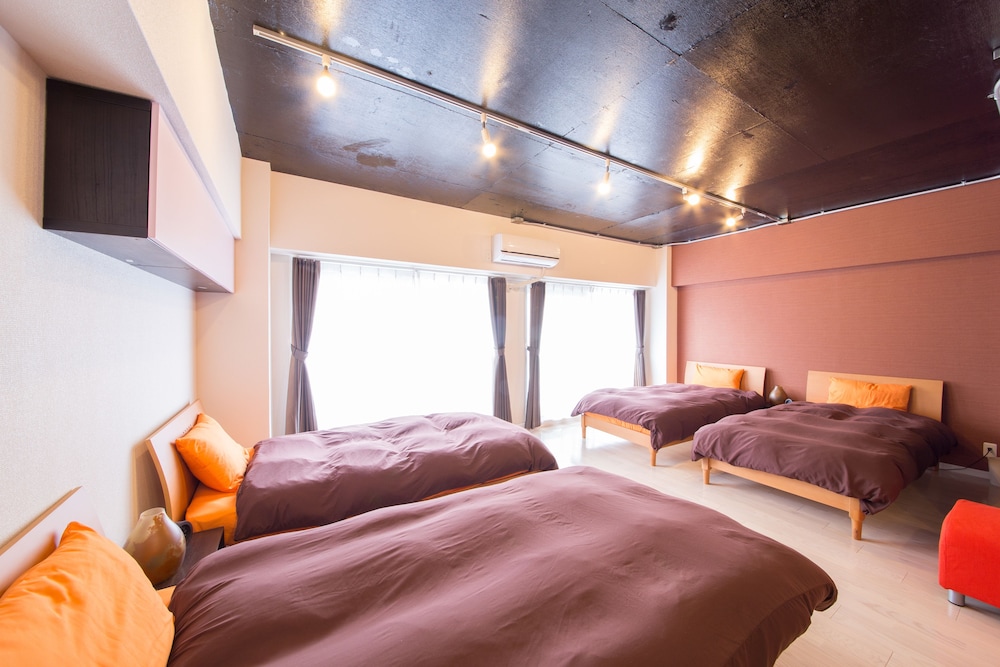 APARTMENT CLOVER OOTEMAE 大阪