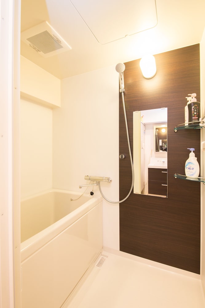 APARTMENT CLOVER OOTEMAE 大阪