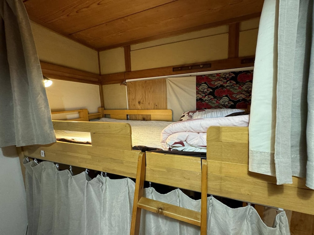 ぴーすはうす昭和 大阪