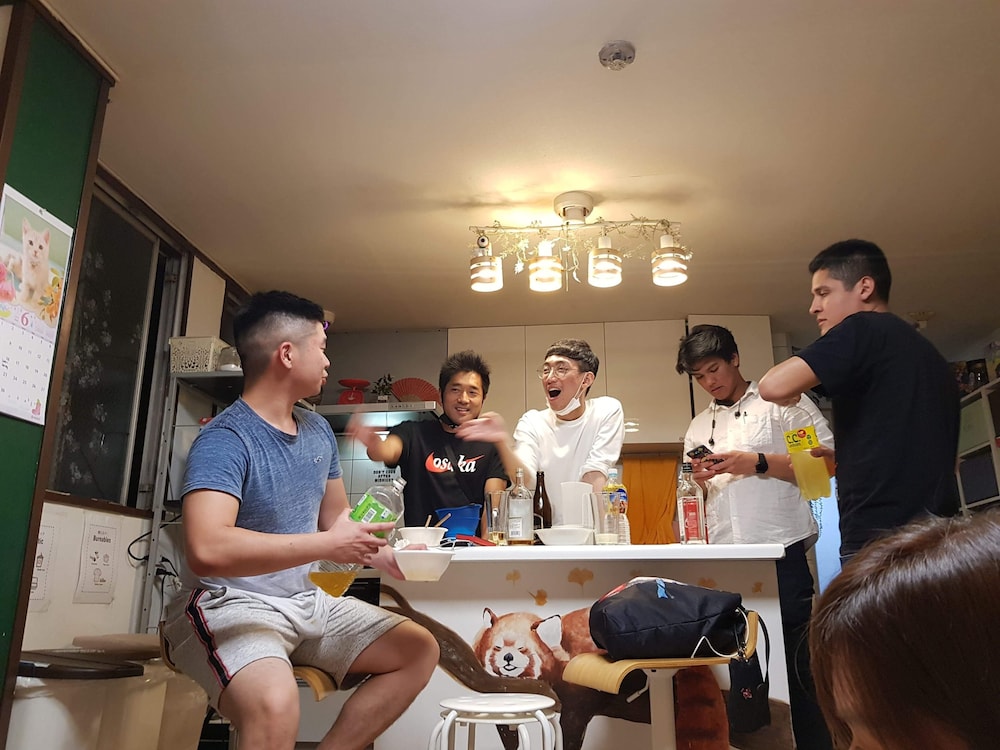 ぴーすはうす幸 大阪