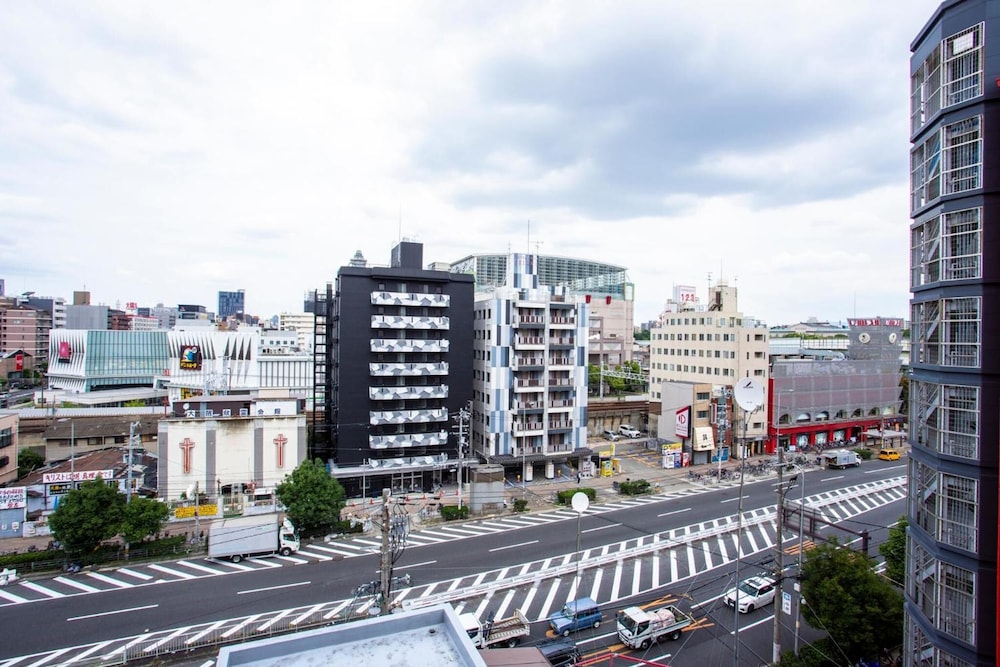 ぴーすはうす幸 大阪