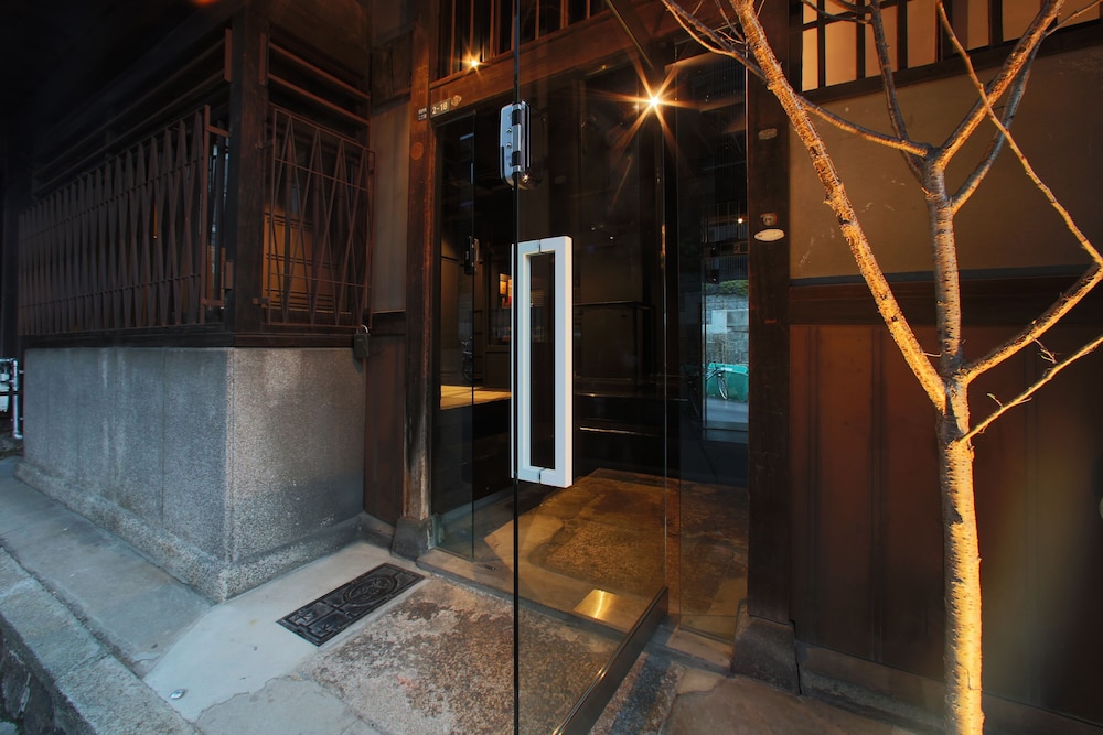 9別邸 大阪谷町 MAISON DE 9 大阪