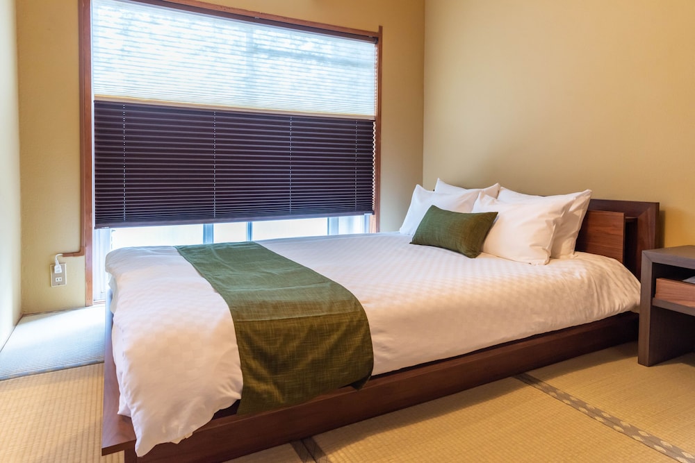 ビジュースイーツ PIECES 大阪