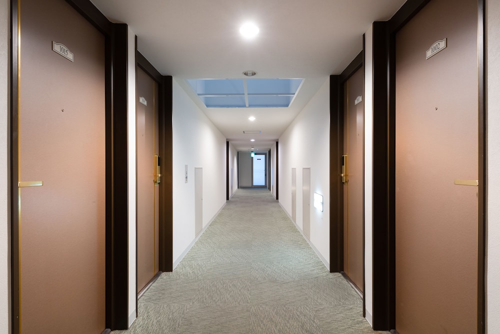 THE ONEFIVE OSAKA SAKAISUJI 大阪