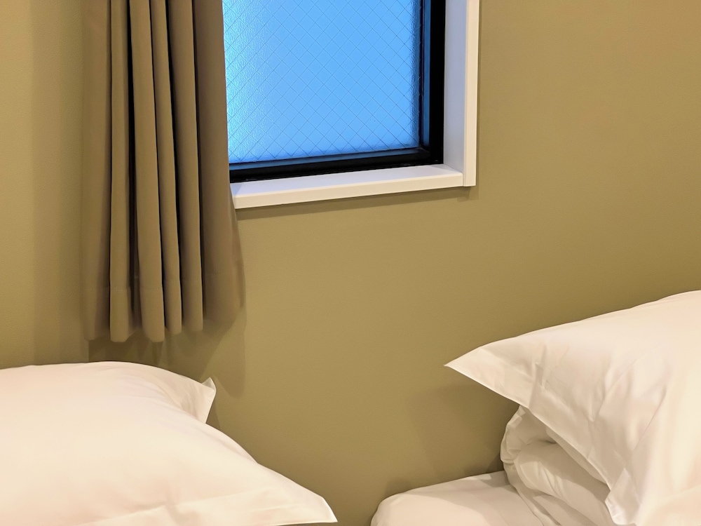 HOTEL HANGOUT - ホステル 大阪