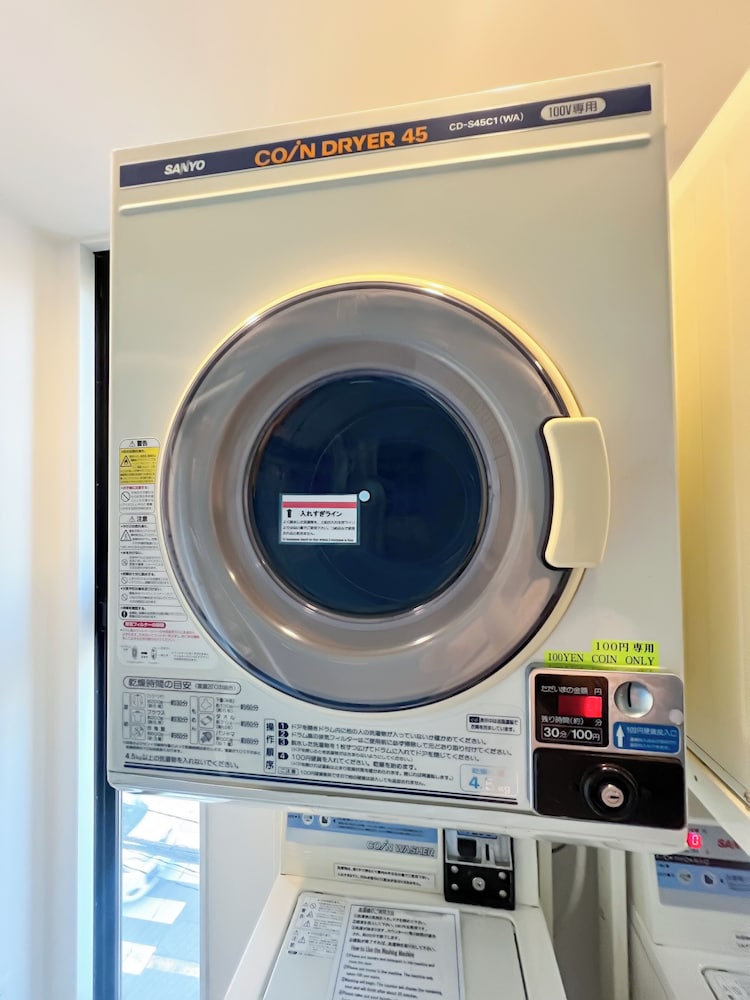 HOTEL HANGOUT - ホステル 大阪