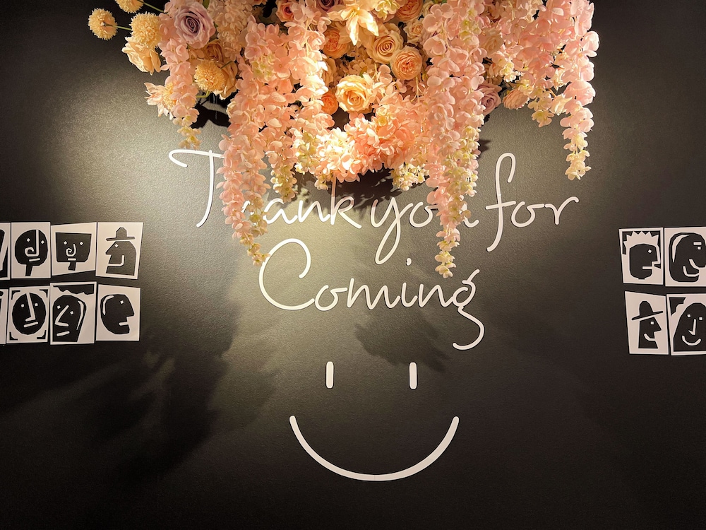 HOTEL HANGOUT - ホステル 大阪