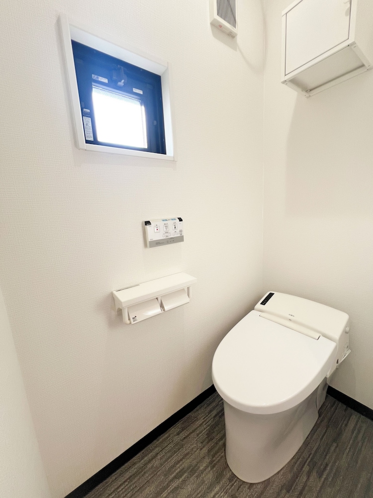 HOTEL HANGOUT - ホステル 大阪