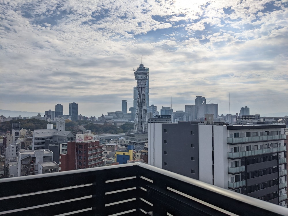 エスリードホテル難波サウス Ⅲ 大阪