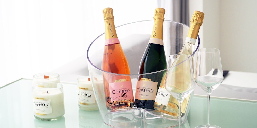 CUVÉE J2 HÔTEL OSAKA BY 温故知新 - 大人限定 大阪
