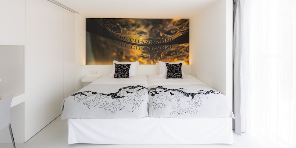 CUVÉE J2 HÔTEL OSAKA BY 温故知新 - 大人限定 大阪