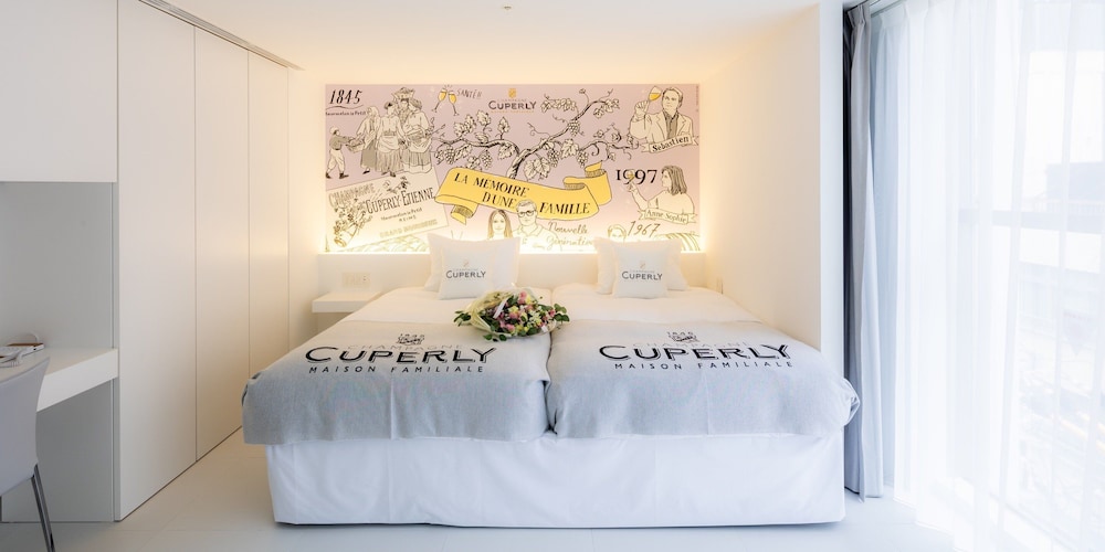 CUVÉE J2 HÔTEL OSAKA BY 温故知新 - 大人限定 大阪