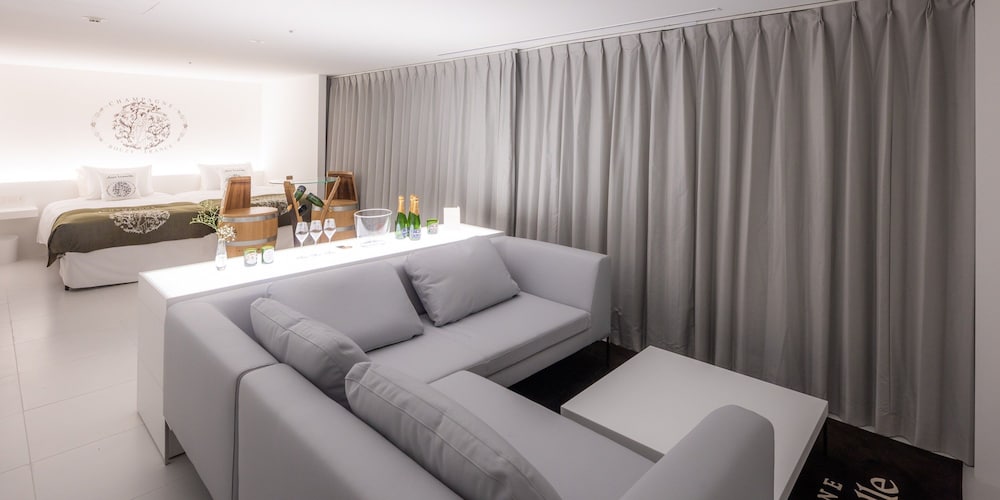 CUVÉE J2 HÔTEL OSAKA BY 温故知新 - 大人限定 大阪