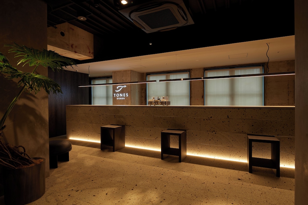 TONES OSAKA 大阪