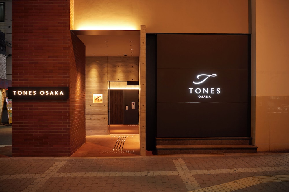 TONES OSAKA 大阪