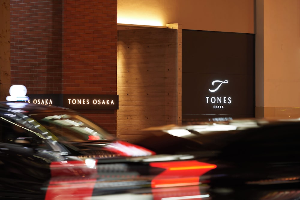 TONES OSAKA 大阪