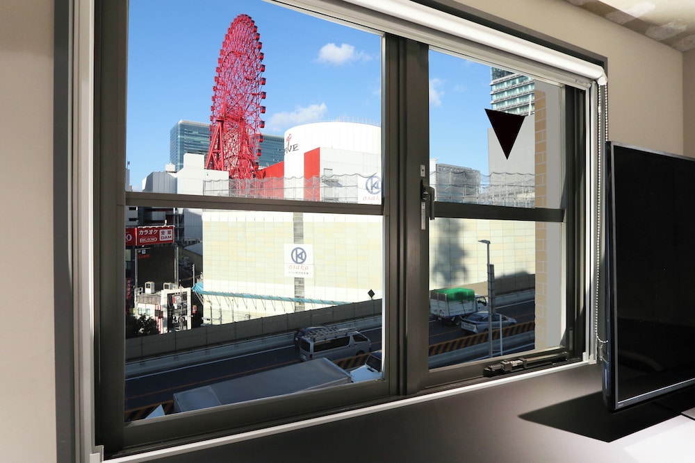 TONES OSAKA 大阪