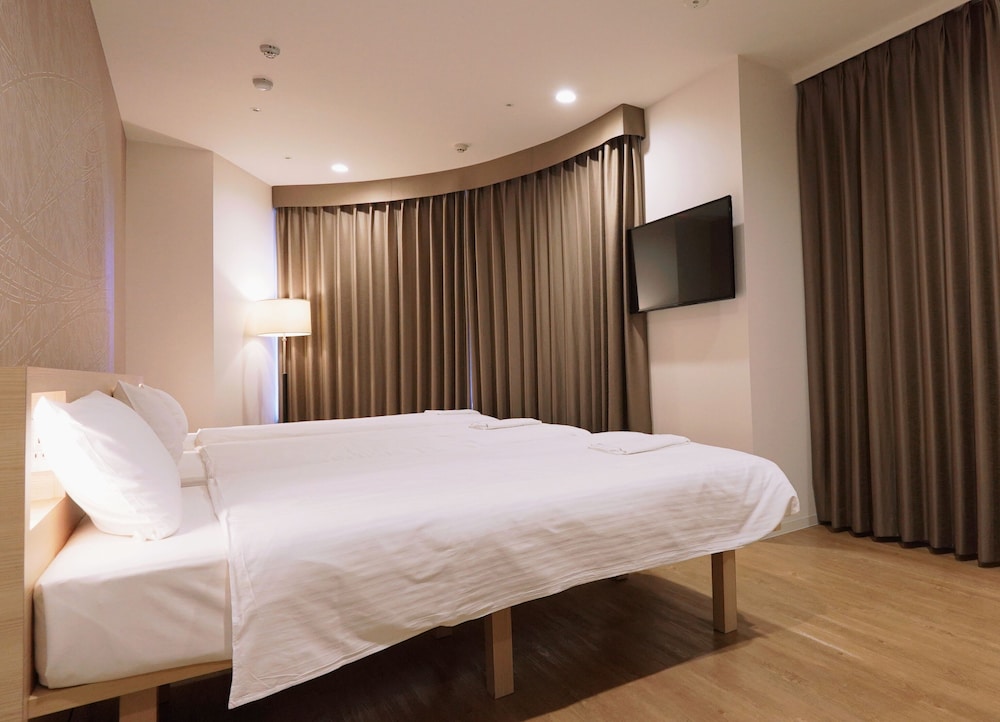 PARK CENTRAL SAKURA HOTEL 大阪