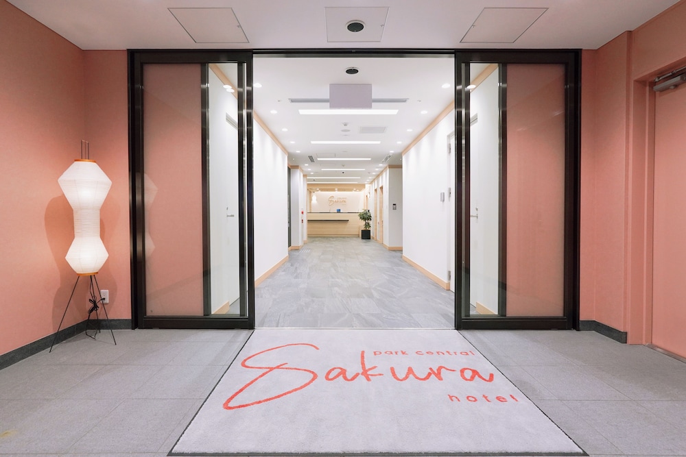 PARK CENTRAL SAKURA HOTEL 大阪