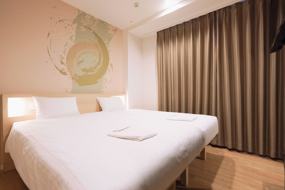 PARK CENTRAL SAKURA HOTEL 大阪