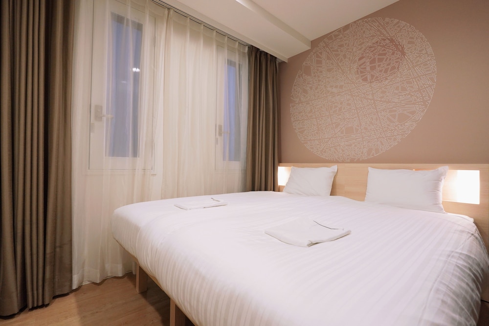 PARK CENTRAL SAKURA HOTEL 大阪