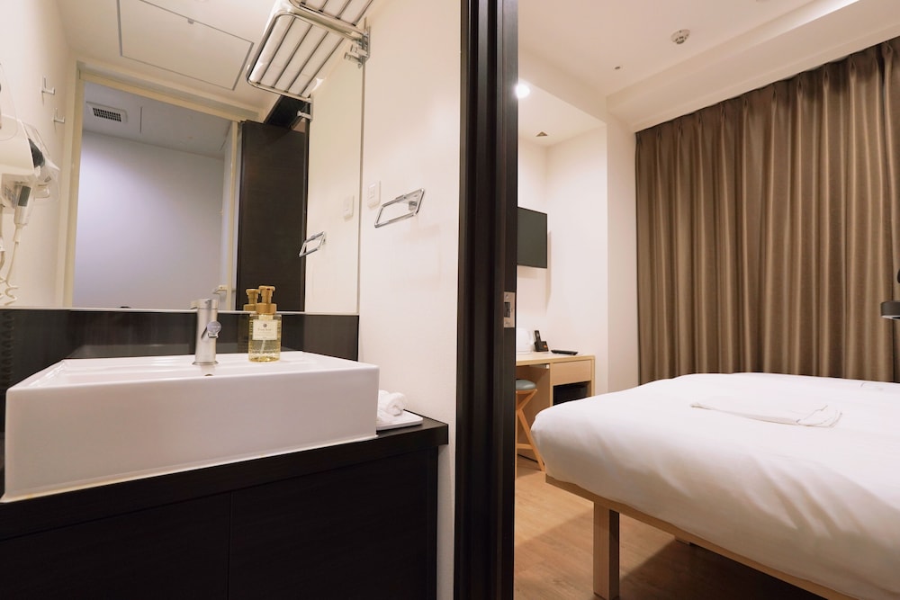 PARK CENTRAL SAKURA HOTEL 大阪