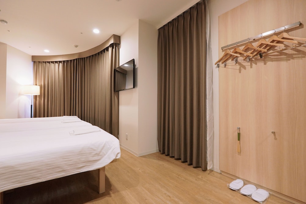PARK CENTRAL SAKURA HOTEL 大阪
