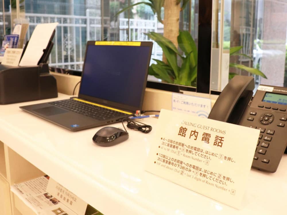 東横 INN 大阪弁天町 大阪