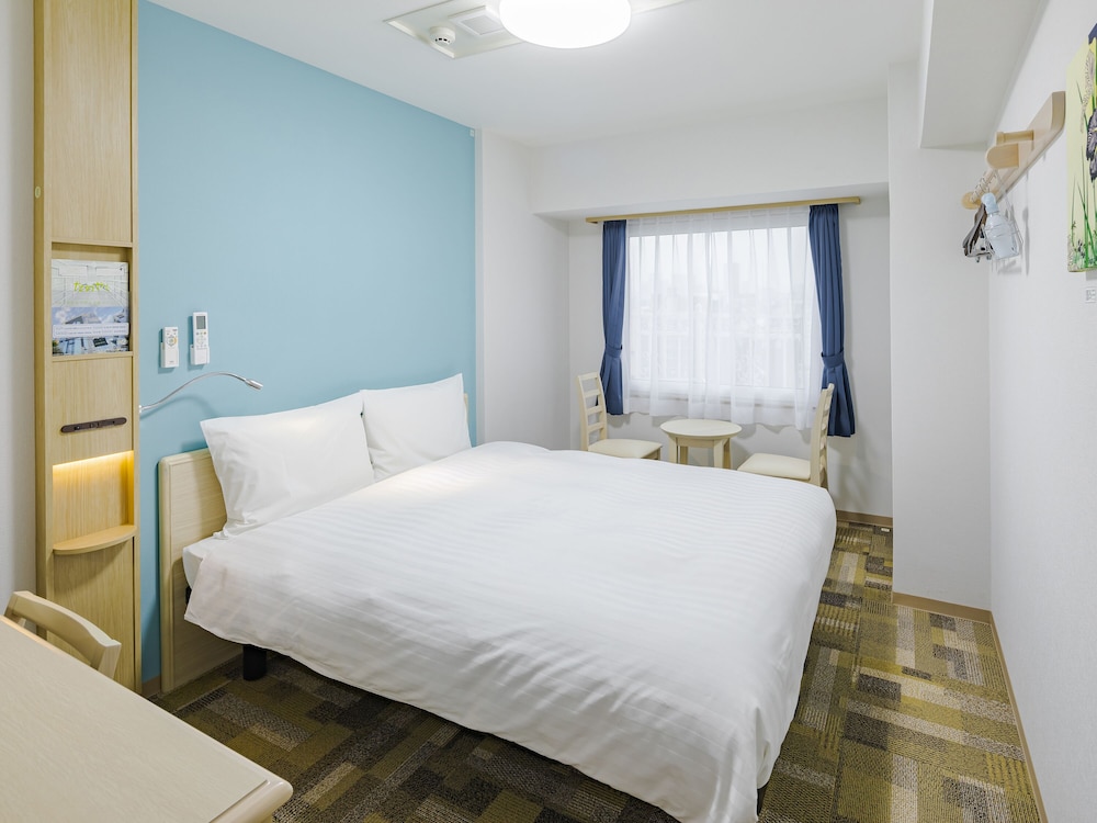 東横 INN 大阪弁天町 大阪
