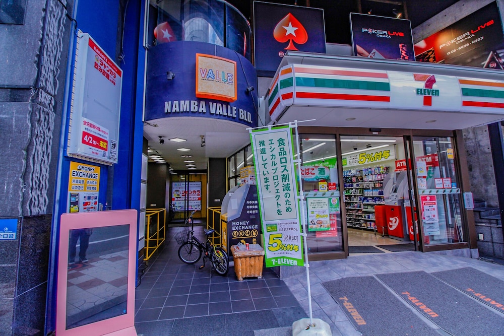 BNB+ NAMBA 大阪