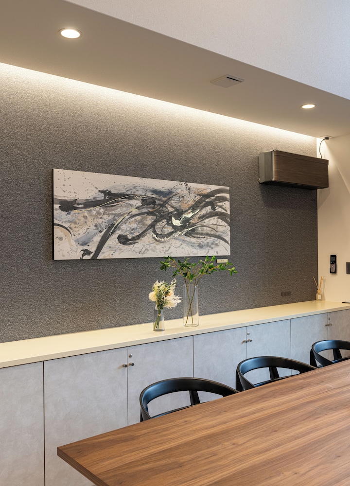 UNIVERSAL FRONT VILLA SANRRIOTT 大阪