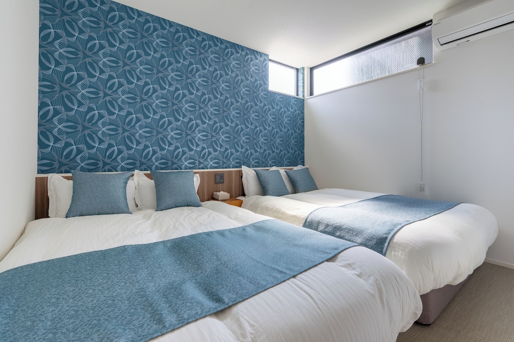 UNIVERSAL FRONT VILLA SANRRIOTT 大阪