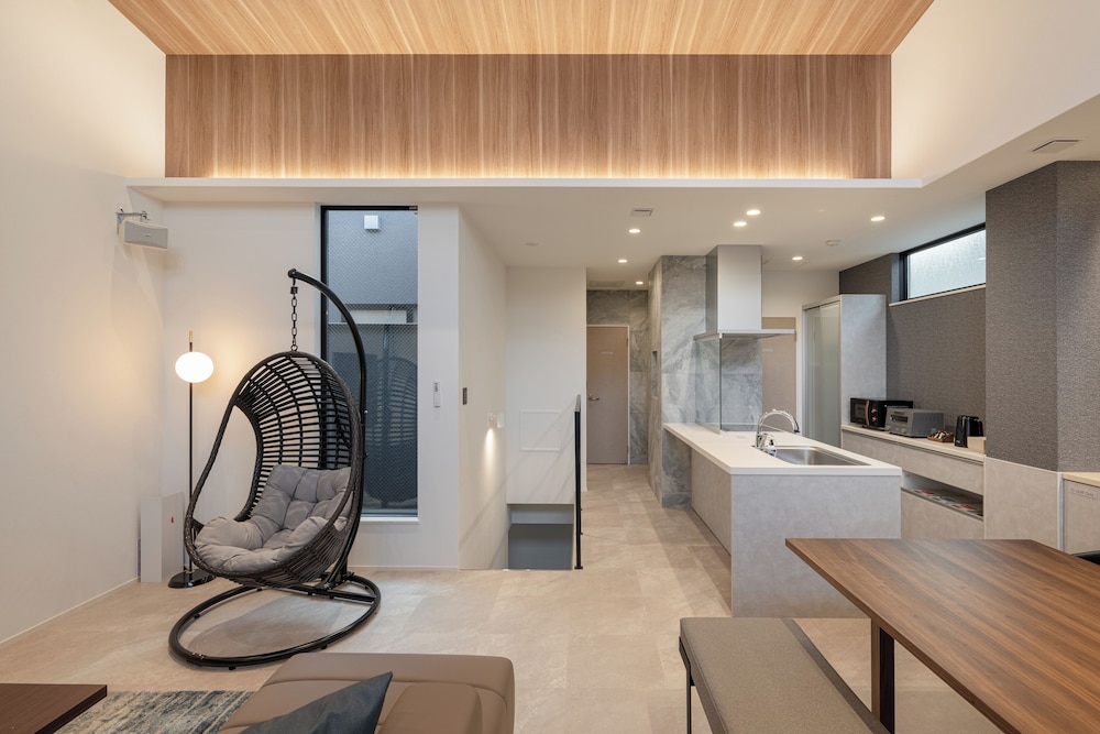 UNIVERSAL FRONT VILLA SANRRIOTT 大阪