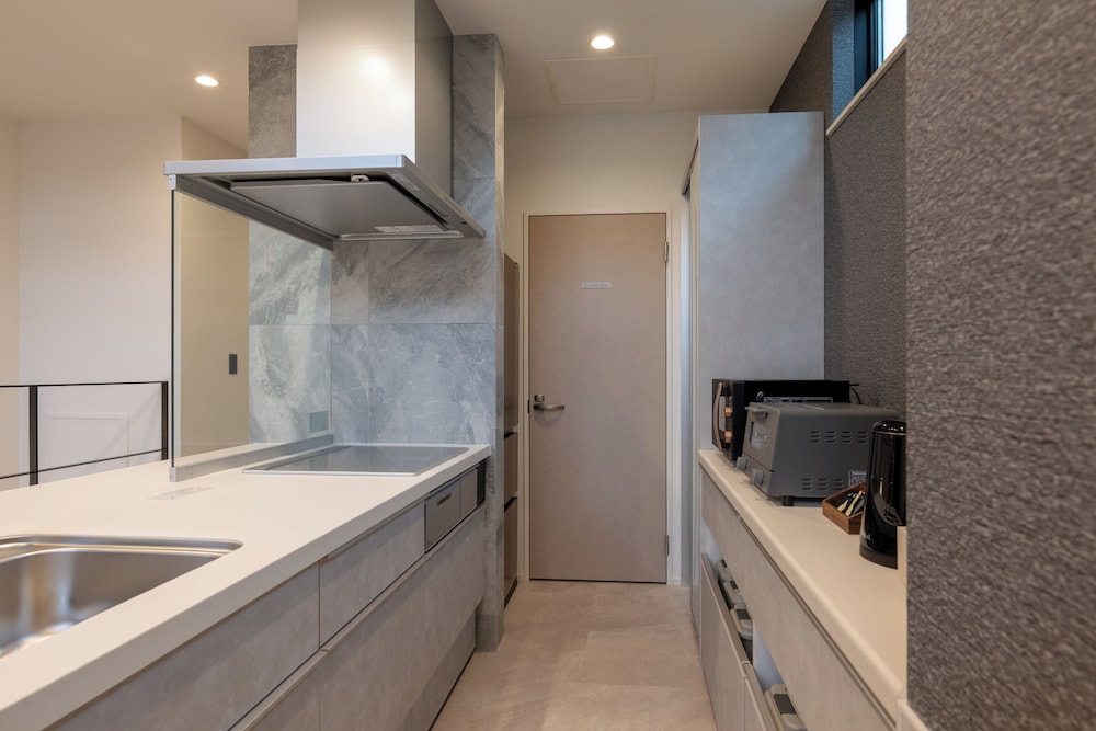 UNIVERSAL FRONT VILLA SANRRIOTT 大阪