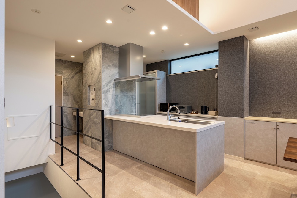 UNIVERSAL FRONT VILLA SANRRIOTT 大阪