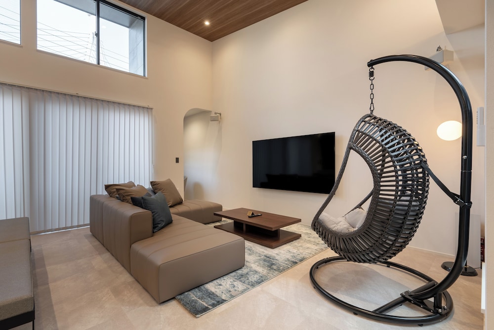 UNIVERSAL FRONT VILLA SANRRIOTT 大阪