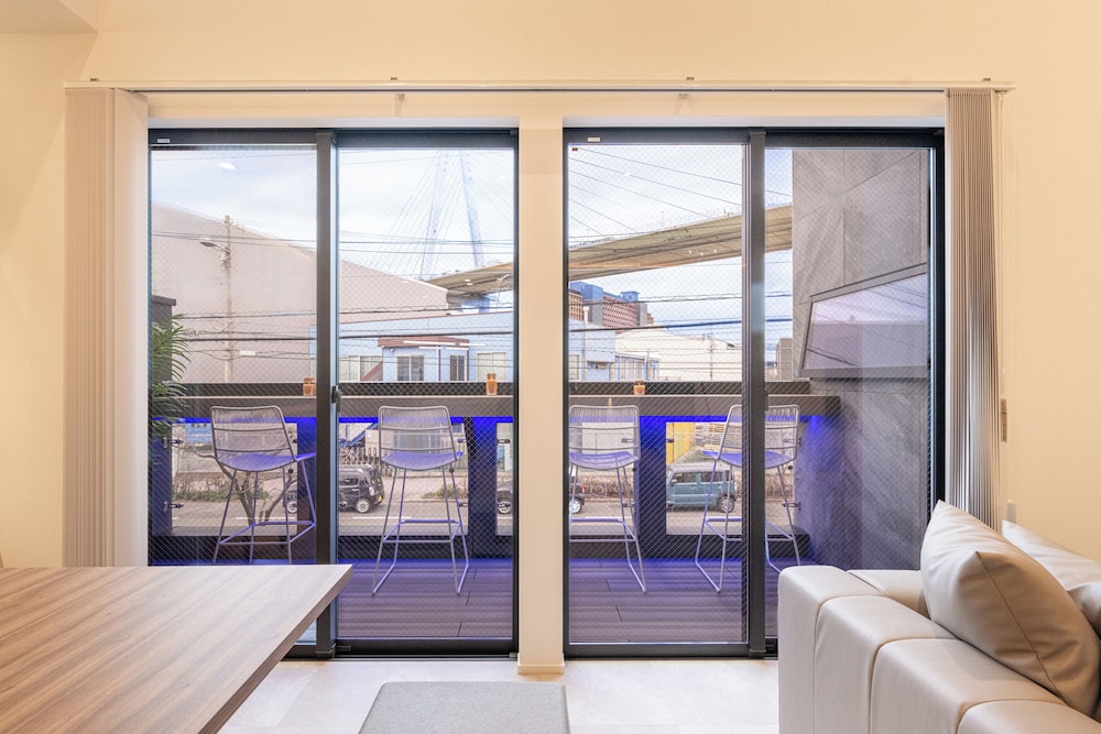 UNIVERSAL FRONT VILLA SANRRIOTT 大阪