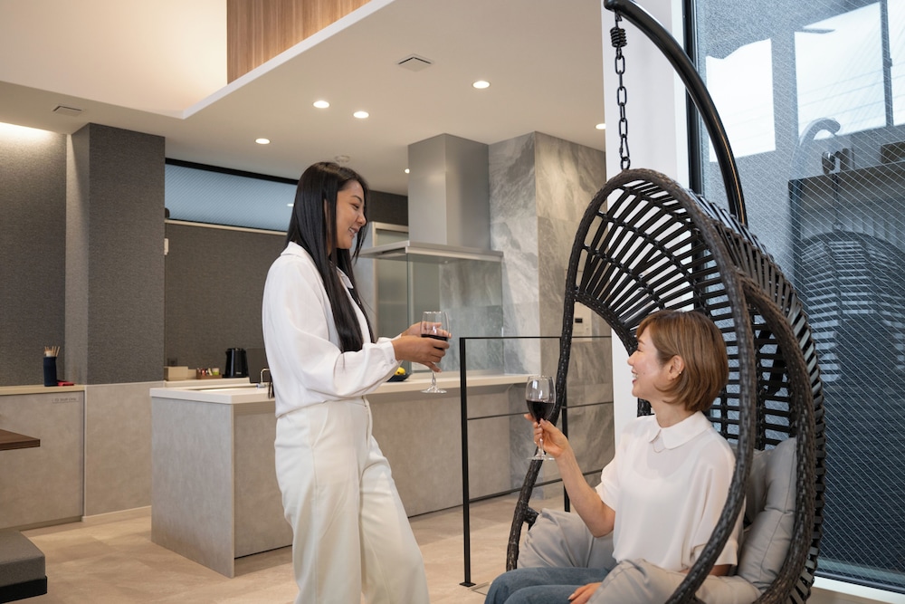 UNIVERSAL FRONT VILLA SANRRIOTT 大阪