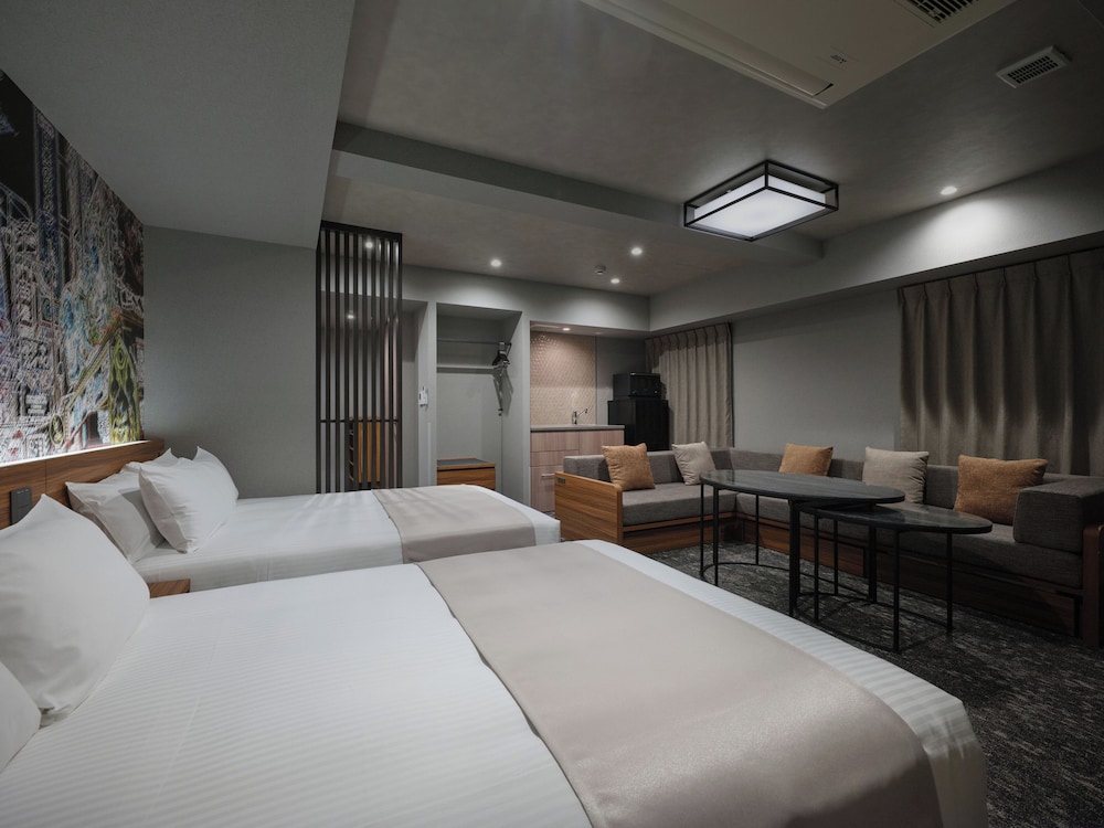 MONDAY APART PREMIUM OSAKA NAMBA WEST 大阪
