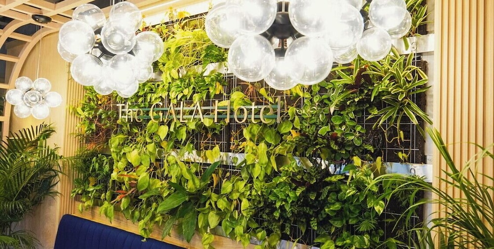 THE GALA HOTEL 梅田 大阪