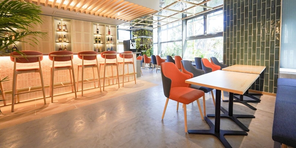 THE GALA HOTEL 梅田 大阪