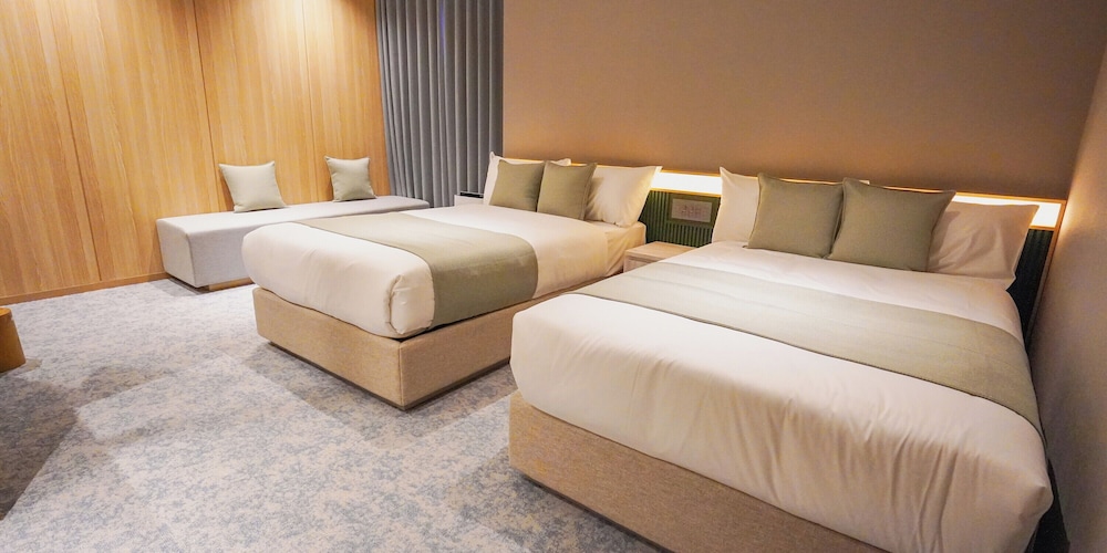 THE GALA HOTEL 梅田 大阪