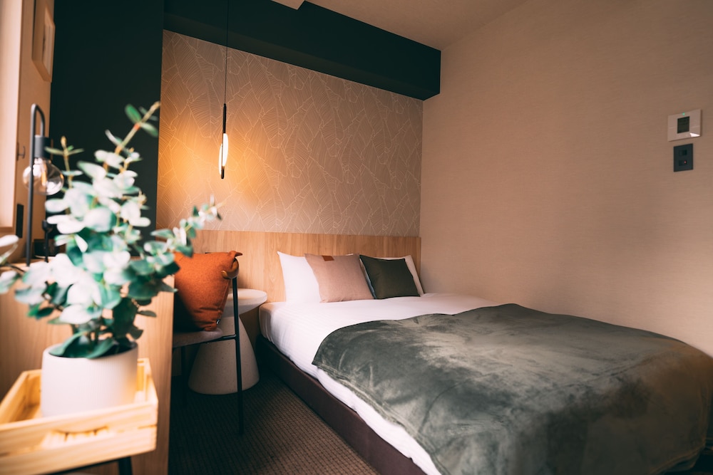 R HOTEL-THE ATELIER SHINSAIBASHI EAST 大阪