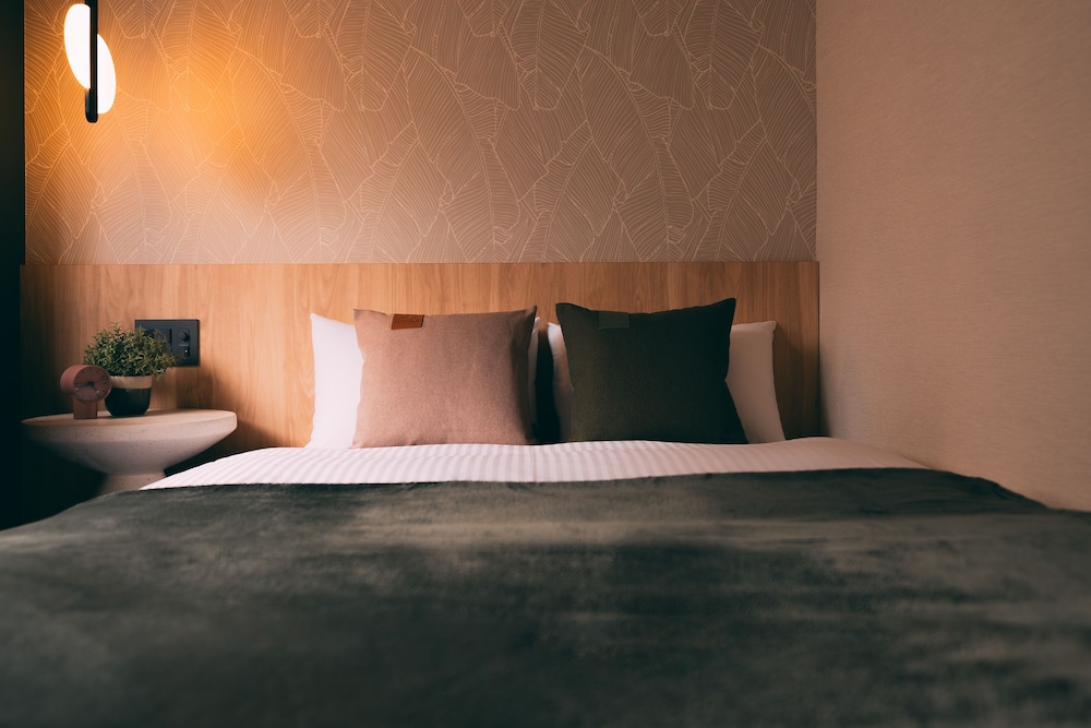 R HOTEL-THE ATELIER SHINSAIBASHI EAST 大阪