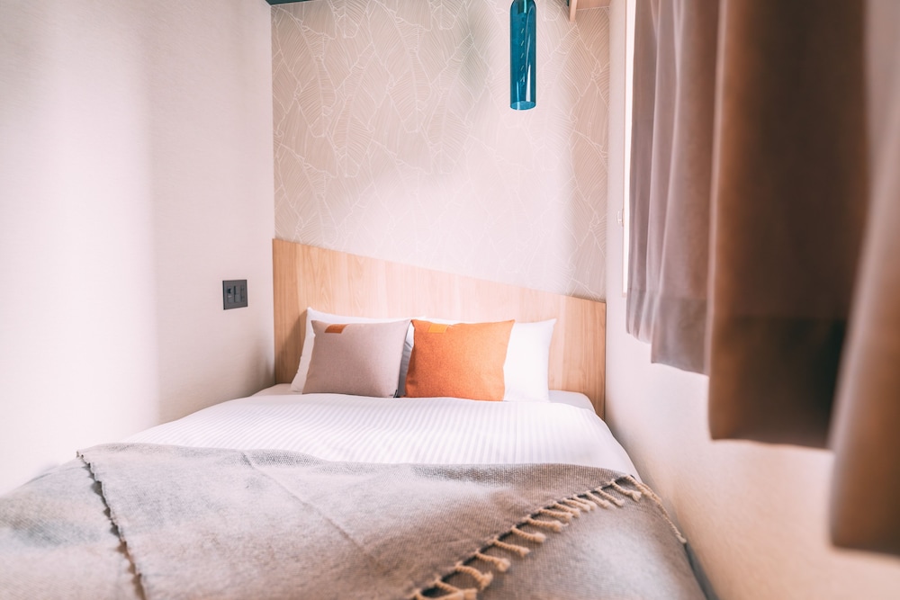 R HOTEL-THE ATELIER SHINSAIBASHI EAST 大阪